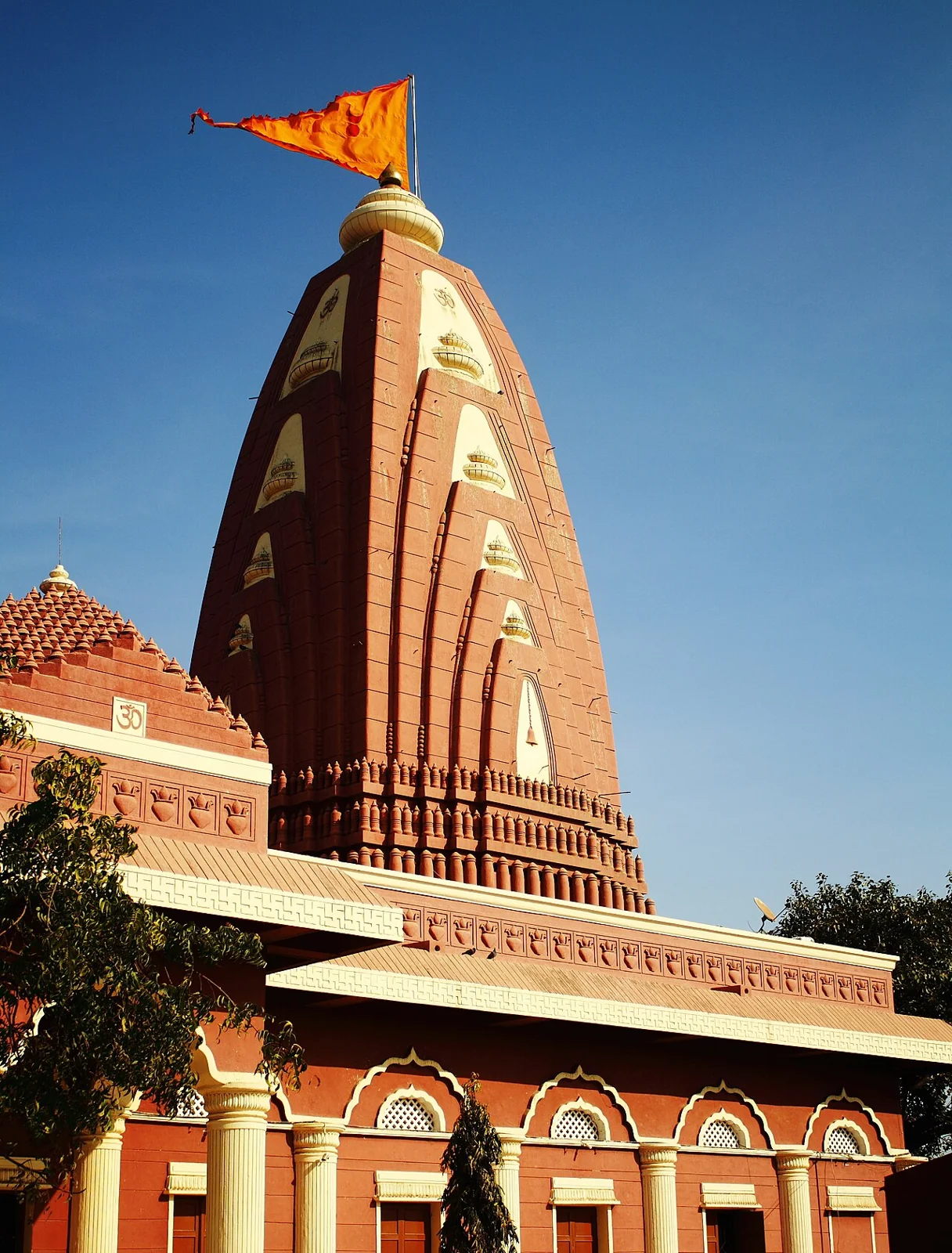 The tall spire and entrance of Nageshwar Jyotirlinga Temple near Dwarka